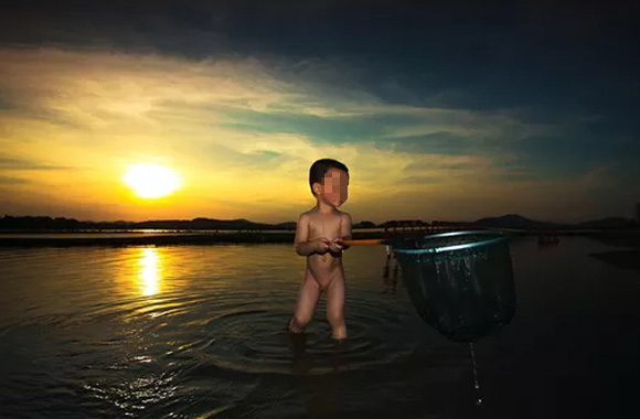 夜幕降临抓拍场景